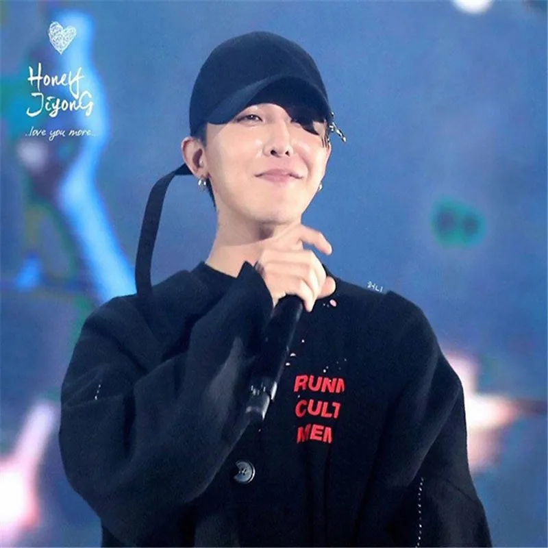 KPOP 1 PCS GD G-Dragon Peaceminusone Extra Long Ribbon Embroidery Cap Baseball Cap Fans Collection
KPOP 1 PCS GD G-Dragon Peaceminusone Extra Long Ribbon Embroidery Cap Baseball Cap Fans Collection