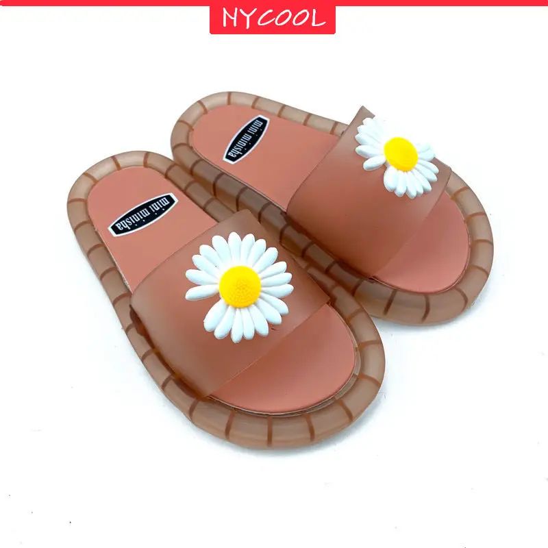 NYCOOL flashing Children Slippers Cute Kids Shoes Girls Led shoes flower Light Up Shoes Outdoor Beach Shoes Bathroom Flip Flops
NYCOOL flashing Children Slippers Cute Kids Shoes Girls Led shoes flower Light Up Shoes Outdoor Beach Shoes Bathroom Flip Flops