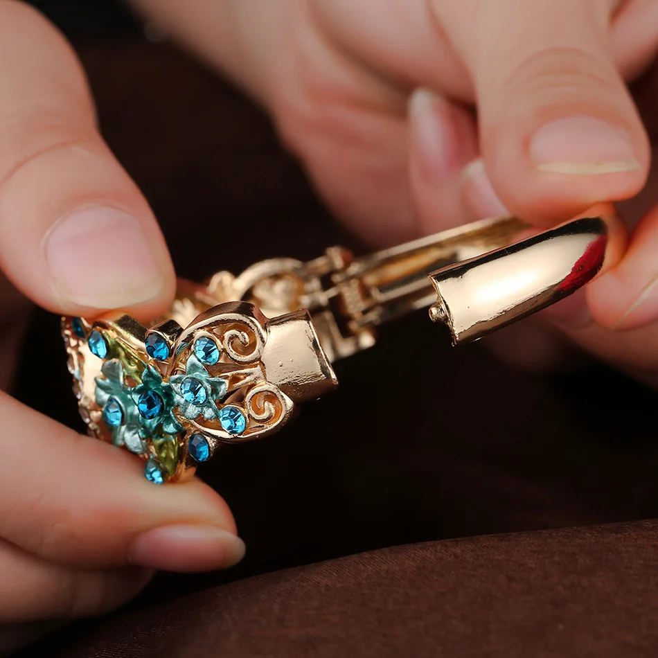 Часы наручные женские со стразами брендовые Роскошные элегантные с браслетом из