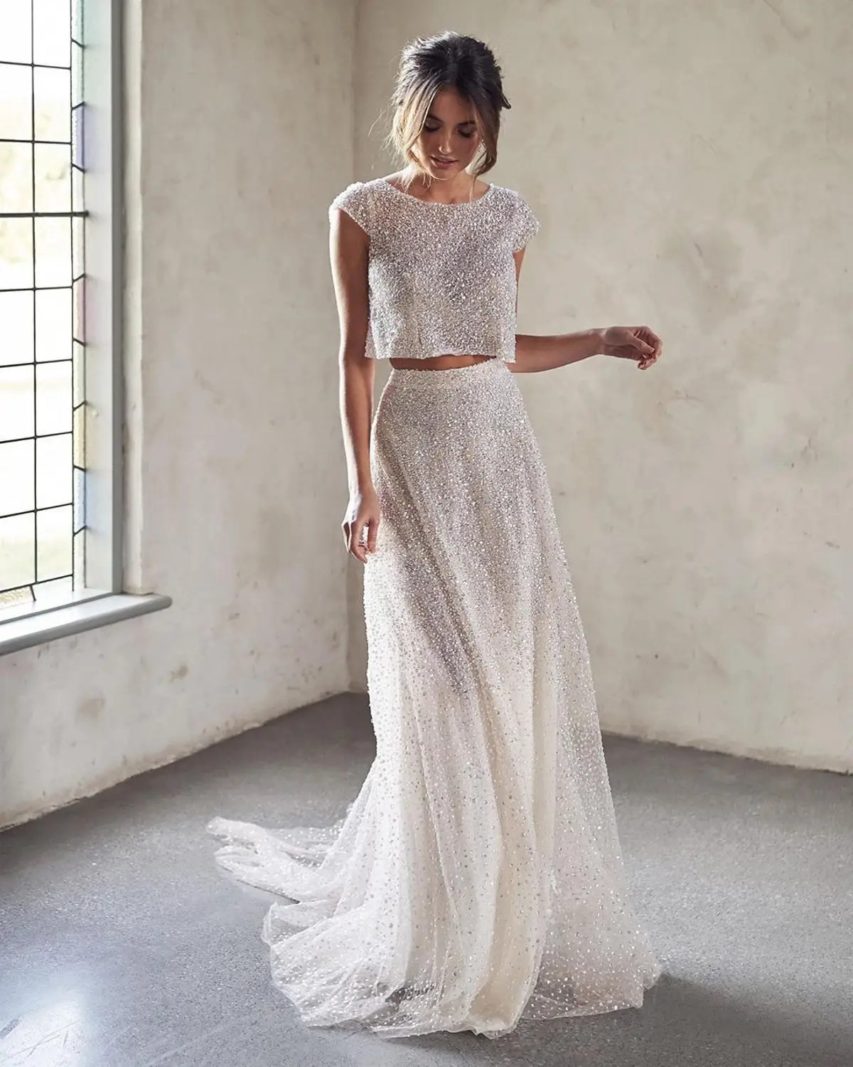 Linglewei New Spring and Summer Women's Dress Two pieces of new European and American gilded top and floor dress 
Linglewei New Spring and Summer Women's Dress Two pieces of new European and American gilded top and floor dress