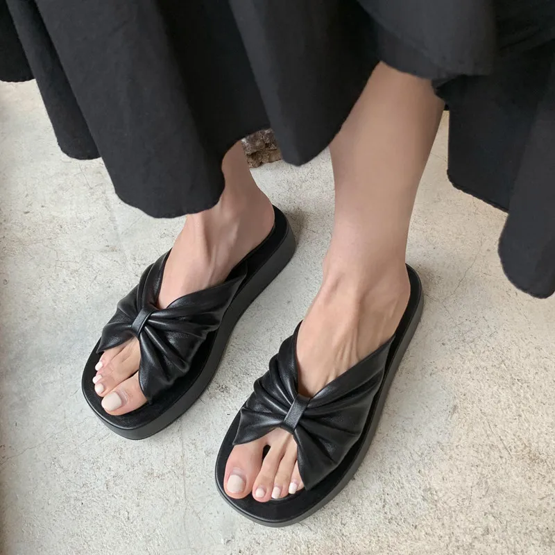 Sweet Fashion Women Slipper 2021 Summer Platform Women Flat Shoes genuine leather Newest Concise Party Casual Basic Shoes Woman
Sweet Fashion Women Slipper 2021 Summer Platform Women Flat Shoes genuine leather Newest Concise Party Casual Basic Shoes Woman