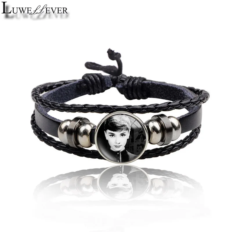 New 3703 Celebrity 20mm Glass Genuine Leather Bracelet 18mm Snap Button Round Cabochon Charm Jewelry For Women Men Gift
New 3703 Celebrity 20mm Glass Genuine Leather Bracelet 18mm Snap Button Round Cabochon Charm Jewelry For Women Men Gift