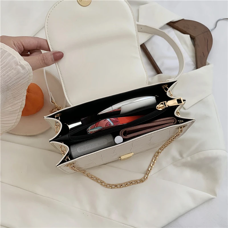 Luxury PU Crocodile Pattern Square Bag for Women's Chain Shoulder Bag High-quality Leather Handbag with Lock Ladie Portable Bags
Luxury PU Crocodile Pattern Square Bag for Women's Chain Shoulder Bag High-quality Leather Handbag with Lock Ladie Portable Bags