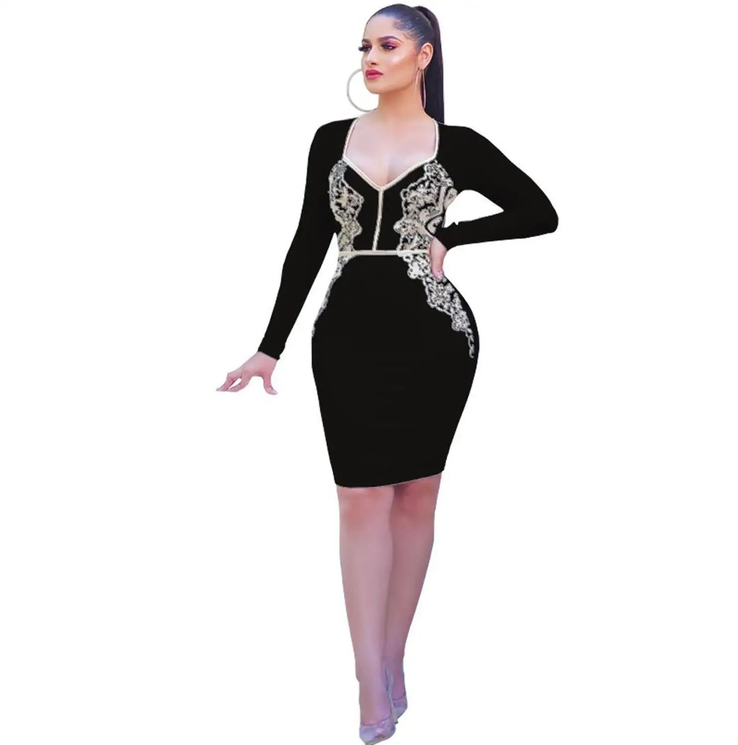 2020 spring and summer new female aureate lace gauze see-through splicing v-neck sexy dress
2020 spring and summer new female aureate lace gauze see-through splicing v-neck sexy dress