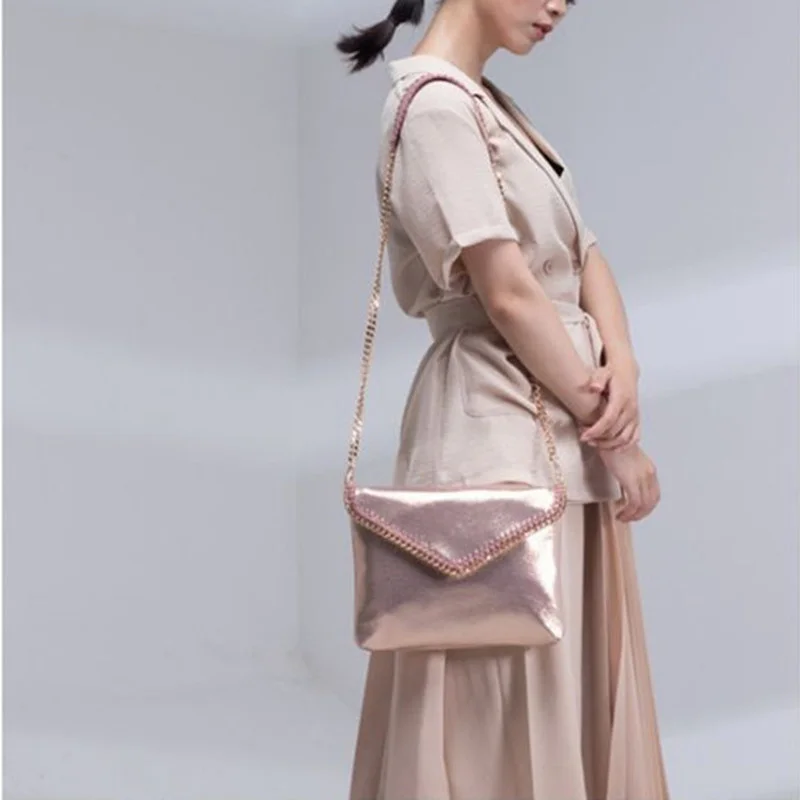 2021 New Fashion Women Purses and Handbags High-quality Leather Shoulder Crossbody Bags Classic Chain Flip Bag Luxury Brand Bag
2021 New Fashion Women Purses and Handbags High-quality Leather Shoulder Crossbody Bags Classic Chain Flip Bag Luxury Brand Bag