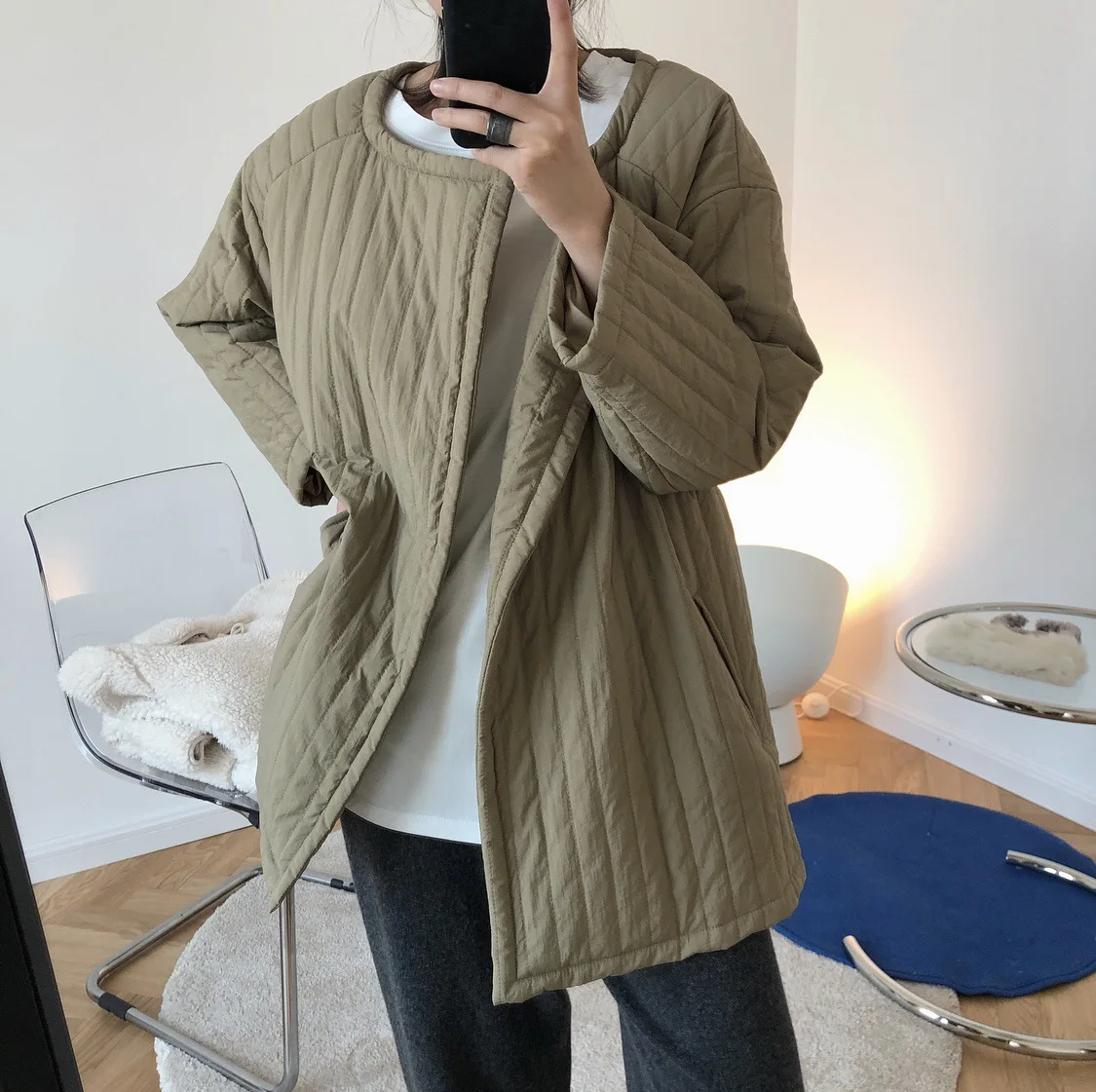 Chic Women 2021 Autumn Winter O-Neck Cotton Padded Parkas Belted Female Loose Coats Casual Jackets Outerwear Overcoats J50
Chic Women 2021 Autumn Winter O-Neck Cotton Padded Parkas Belted Female Loose Coats Casual Jackets Outerwear Overcoats J50