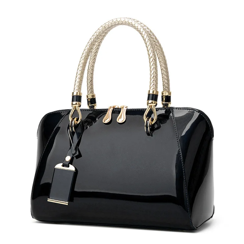 Summer European and American Style Fashion Handbag Lady Chain Soft Genuine Leather Tote Bags for Women Messenger Bag 2021 C1740
Summer European and American Style Fashion Handbag Lady Chain Soft Genuine Leather Tote Bags for Women Messenger Bag 2021 C1740