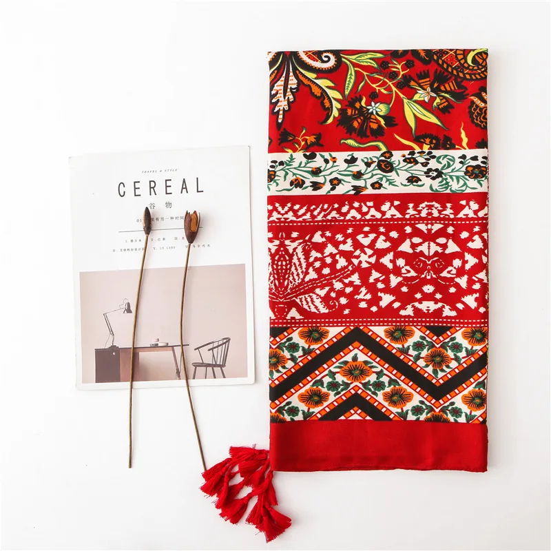 New style spring and autumn national style printed cotton and linen tassel shawl women's fashion Beach Holiday sunscreen scarf
New style spring and autumn national style printed cotton and linen tassel shawl women's fashion Beach Holiday sunscreen scarf