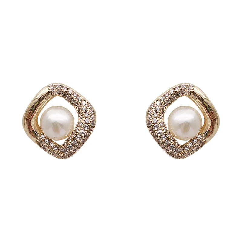 TIMEONLY Irregular Big Simulated Pearl Stud Earrings for Women Ladies Shiny Rhinestone Earring Elegant Wedding Gifts Jewellery
TIMEONLY Irregular Big Simulated Pearl Stud Earrings for Women Ladies Shiny Rhinestone Earring Elegant Wedding Gifts Jewellery