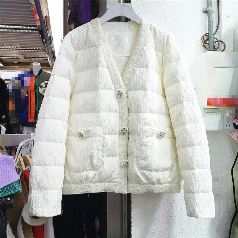 2021 Winter New Down Jacket Women's Short White Duck Down Jackets Fashion Beaded Cotton-Padded Coat Female Warm Parka Streetwear
2021 Winter New Down Jacket Women's Short White Duck Down Jackets Fashion Beaded Cotton-Padded Coat Female Warm Parka Streetwear