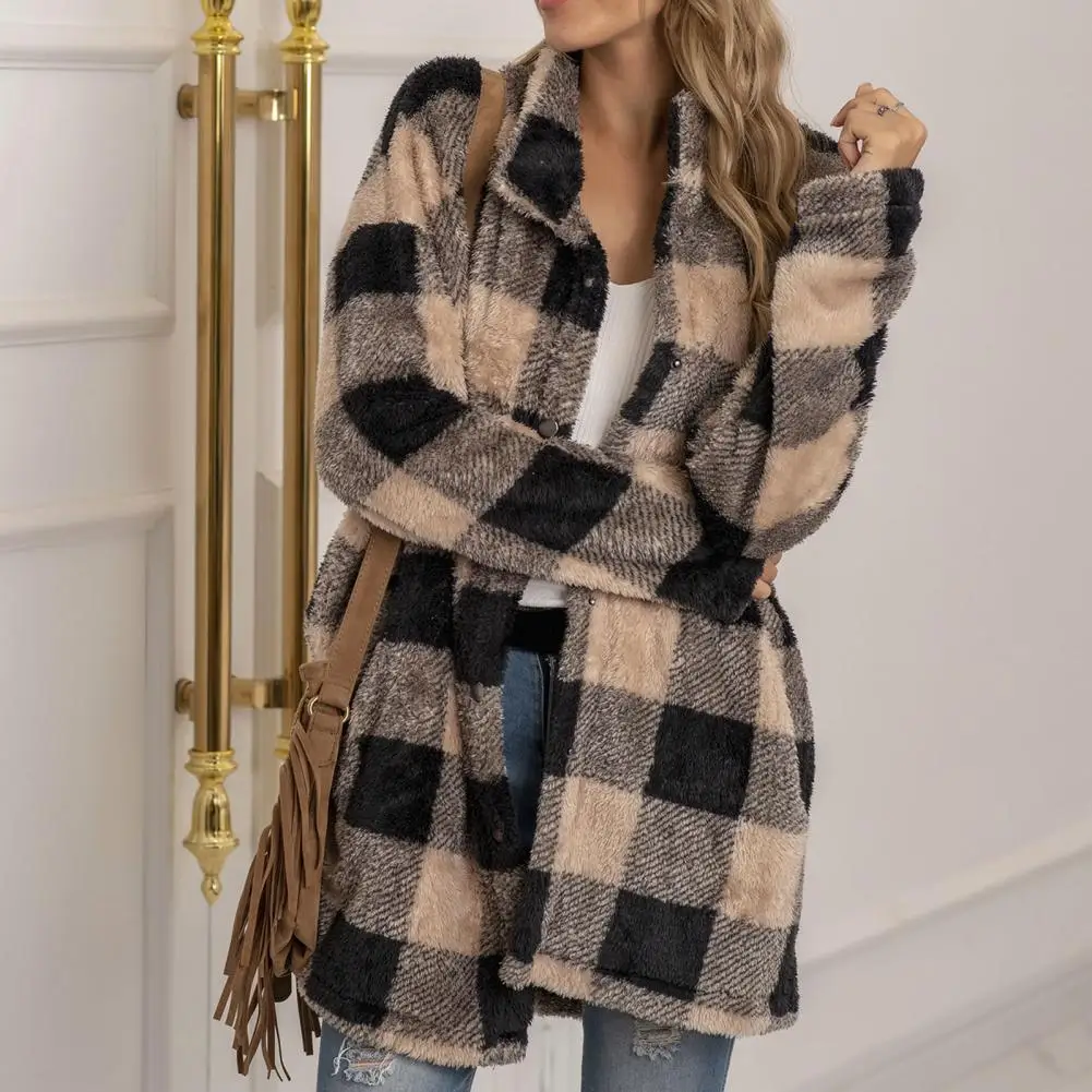 Women's Plaid Printing Jacket Coat 2021 Fashion Casual Long Sleeve Buttons Overshirt Autumn Loose Plush Cardigan Coat Famale
Women's Plaid Printing Jacket Coat 2021 Fashion Casual Long Sleeve Buttons Overshirt Autumn Loose Plush Cardigan Coat Famale