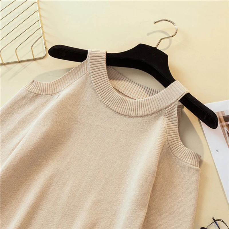 LJSXLS Sexy Off Shoulder Knitted Sweater Women Solid Slim Pullover Sweater White Black jumpers 2019 Autumn Winter Female Tops
LJSXLS Sexy Off Shoulder Knitted Sweater Women Solid Slim Pullover Sweater White Black jumpers 2019 Autumn Winter Female Tops