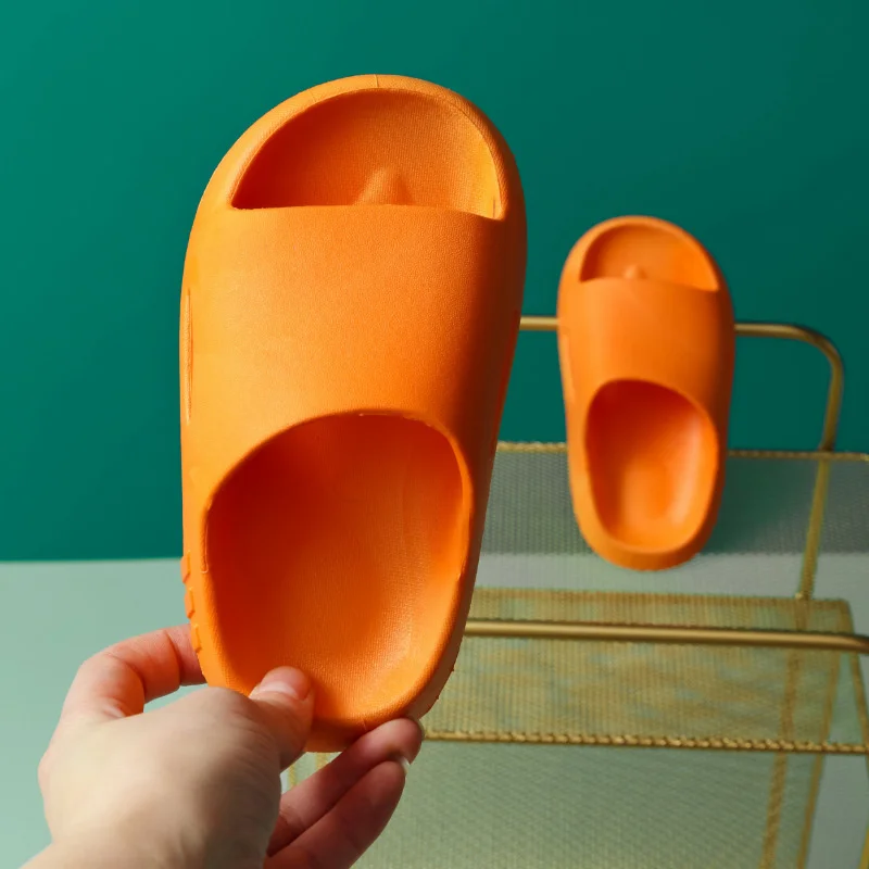 Children's Slippers Boys Summer Bathroom Shoes Home Girls Thick-Soled Soft And Odor-Resistant Baby Sandals Slippers Kids Shoes
Children's Slippers Boys Summer Bathroom Shoes Home Girls Thick-Soled Soft And Odor-Resistant Baby Sandals Slippers Kids Shoes