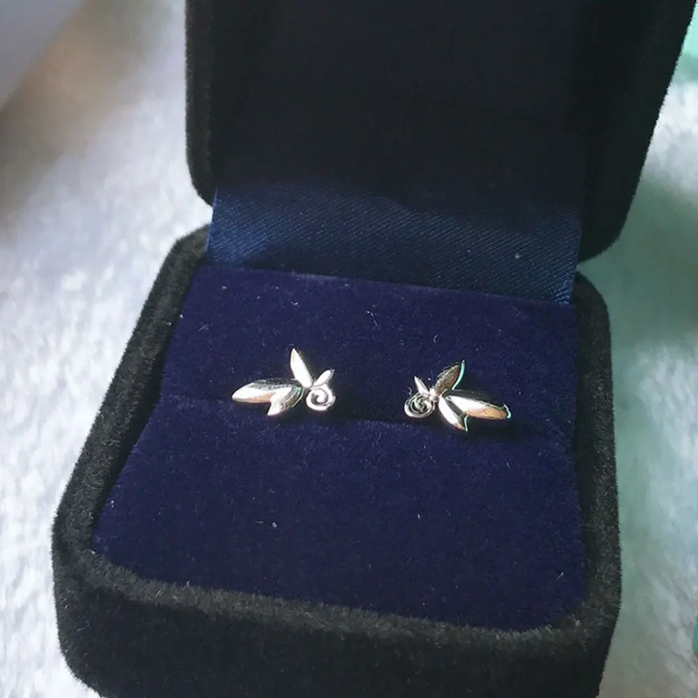 AYBS Real 925 Earrings High Quality TIF Original 1:1 LOGO "Little Butterfly" Earrings Woman
AYBS Real 925 Earrings High Quality TIF Original 1:1 LOGO "Little Butterfly" Earrings Woman