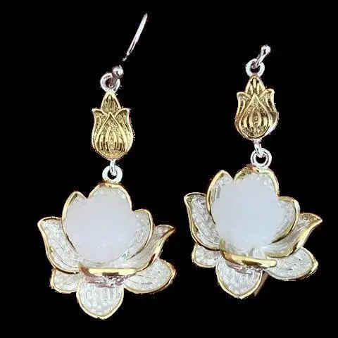 S925 Sterling Silver Inlaid Hetian Jade Lotus Pendant Earrings Retro Chinese Style Graceful Earrings Women's Sterling Silver Ear 
S925 Sterling Silver Inlaid Hetian Jade Lotus Pendant Earrings Retro Chinese Style Graceful Earrings Women's Sterling Silver Ear