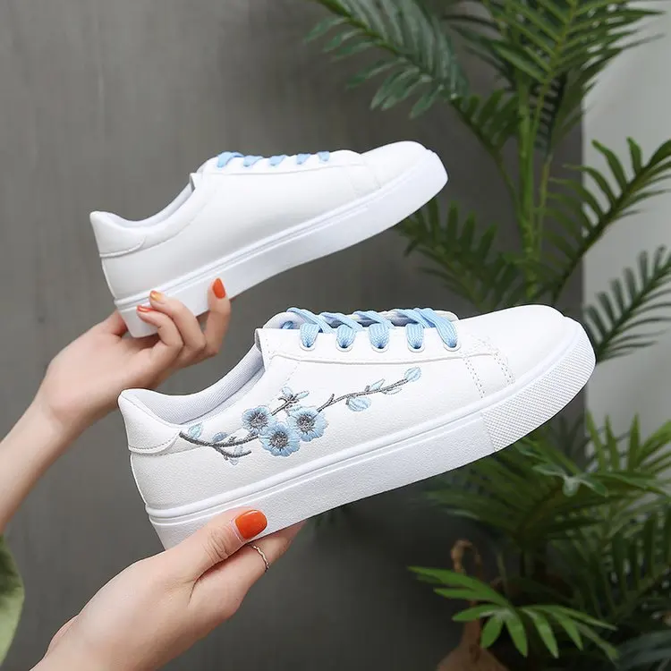 Fashion Embroider Breathble Vulcanized Shoes Women Sneakers Pu Leather Platform Shoes Women Lace Up Casual Shoes 544889
Fashion Embroider Breathble Vulcanized Shoes Women Sneakers Pu Leather Platform Shoes Women Lace Up Casual Shoes 544889