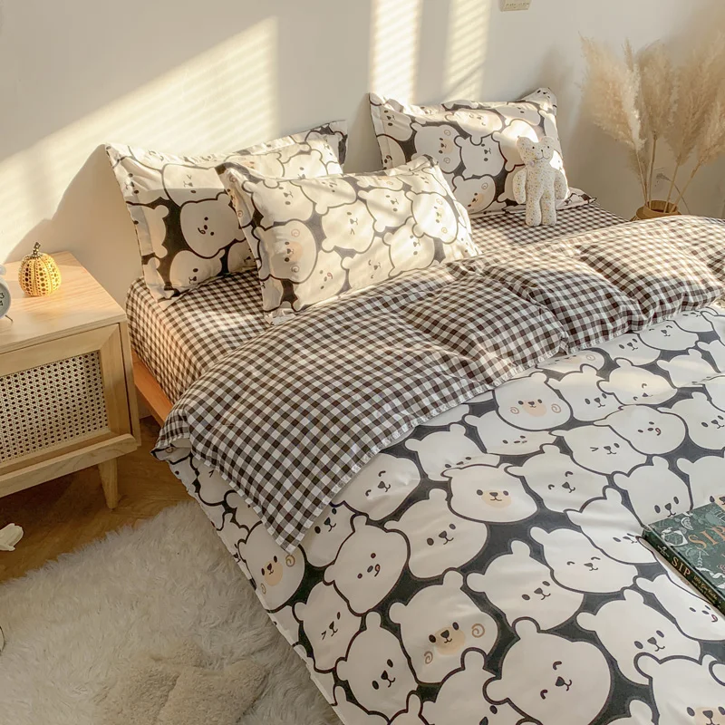 Disney Cute Cartoon Bedding 4 Piece Quilt Cover Pillow Cover Summer Cooling Set 180X220cm
Disney Cute Cartoon Bedding 4 Piece Quilt Cover Pillow Cover Summer Cooling Set 180X220cm