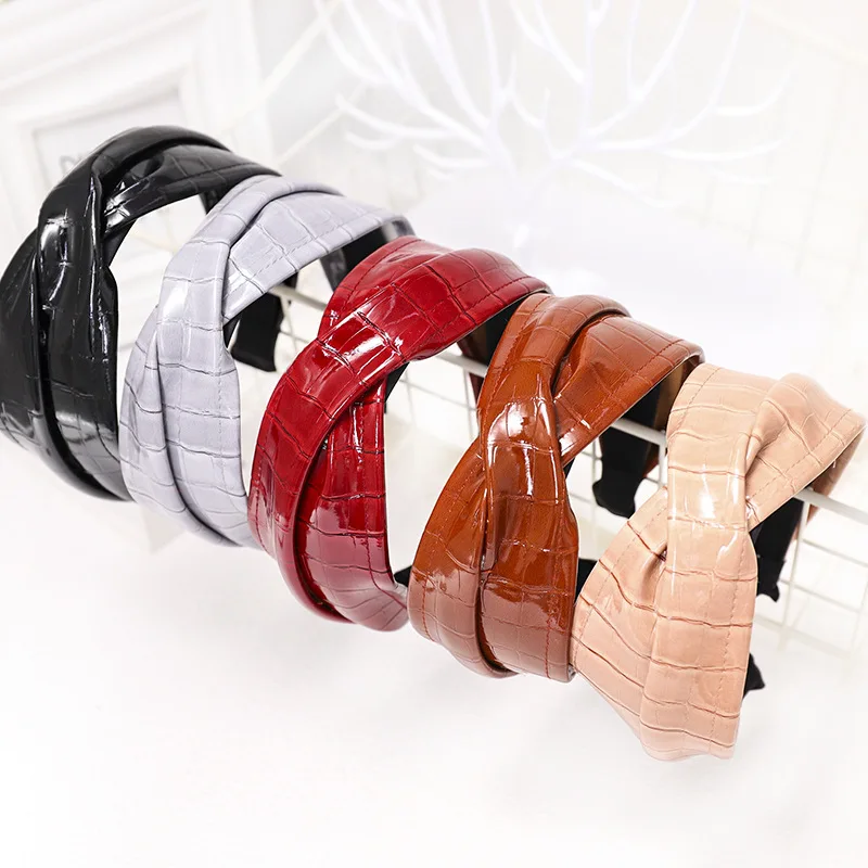 30pcs/lot DIY Simple Multi Alligator Pattern PU Head Bands Cross Leather Wide HeadBands Hair Styling Tools Accessory HA1555
30pcs/lot DIY Simple Multi Alligator Pattern PU Head Bands Cross Leather Wide HeadBands Hair Styling Tools Accessory HA1555