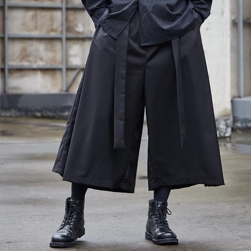 Men Ribbon Splice Loose Casual Black Wide Leg Kimono Pant Skirt Trousers Male Streetwear Hip Hop Punk Gothic Harem Trousers
Men Ribbon Splice Loose Casual Black Wide Leg Kimono Pant Skirt Trousers Male Streetwear Hip Hop Punk Gothic Harem Trousers