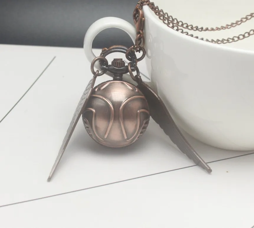 Retro Snitch Ball Shaped Potter Quartz Pocket Watch Fashion Sweater Angel Wings Necklace Chain Gifts for kids Anime pocke watch
Retro Snitch Ball Shaped Potter Quartz Pocket Watch Fashion Sweater Angel Wings Necklace Chain Gifts for kids Anime pocke watch