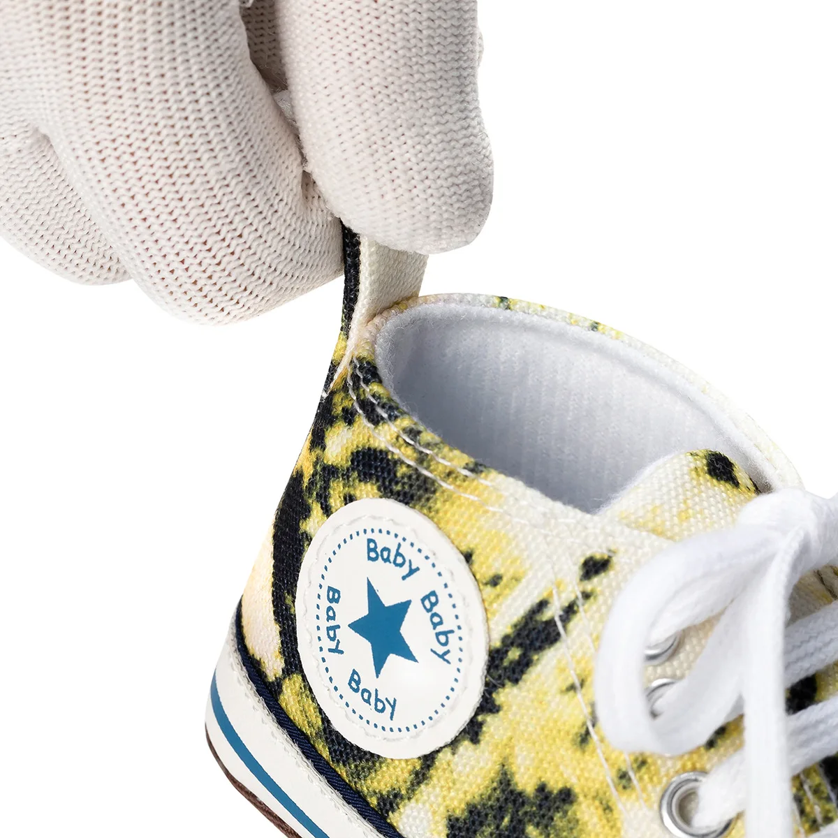 New Desigers Batik Canvas Shoes Soft Sole Infants First Walkers Crib Shoes Indoor Boys Girls Booties Prewalkers Wholesale
New Desigers Batik Canvas Shoes Soft Sole Infants First Walkers Crib Shoes Indoor Boys Girls Booties Prewalkers Wholesale