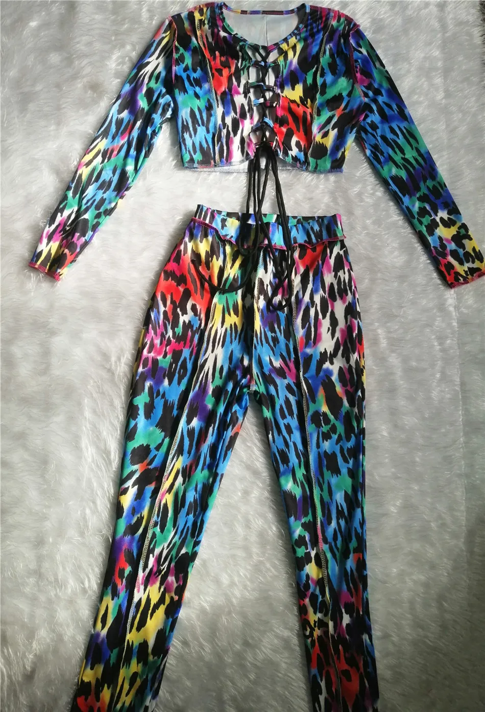 Women 2 Piece Sets Colorful Leopard Sexy Hollow Out Tie Chest Cross Strap Long Sleeve Short Tops Ankle-Length Empire Waist Pants
Women 2 Piece Sets Colorful Leopard Sexy Hollow Out Tie Chest Cross Strap Long Sleeve Short Tops Ankle-Length Empire Waist Pants