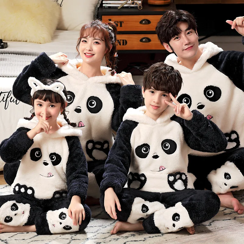 2021 Winter Family Matching Pajamas Set Men Women Kids Sleepwear Cartoon Cute Thicken Flannel Pyjamas Home Suit
2021 Winter Family Matching Pajamas Set Men Women Kids Sleepwear Cartoon Cute Thicken Flannel Pyjamas Home Suit