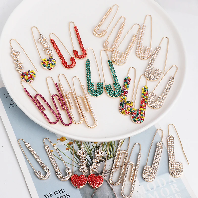 Fashion Pearl Crystal Safety Pin Stud Earring For Women Korean Gold Cute Earrings Boho Wedding Jewelry Accessories
Fashion Pearl Crystal Safety Pin Stud Earring For Women Korean Gold Cute Earrings Boho Wedding Jewelry Accessories