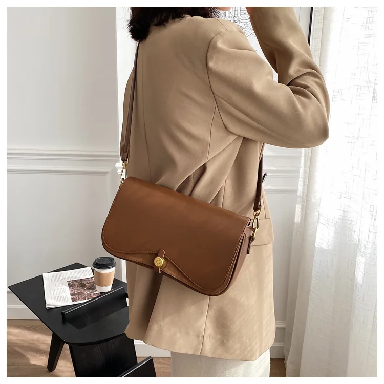 Bag Woman 2020 new fashion autumn winter fashion one shoulder bag retro small square bag cross-body bag women under the arm
Bag Woman 2020 new fashion autumn winter fashion one shoulder bag retro small square bag cross-body bag women under the arm