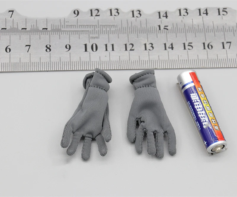 1/6 Scale GM647 Germany Etiquette Soldier's Grey and Black Gloves Models for 12''Body
1/6 Scale GM647 Germany Etiquette Soldier's Grey and Black Gloves Models for 12''Body