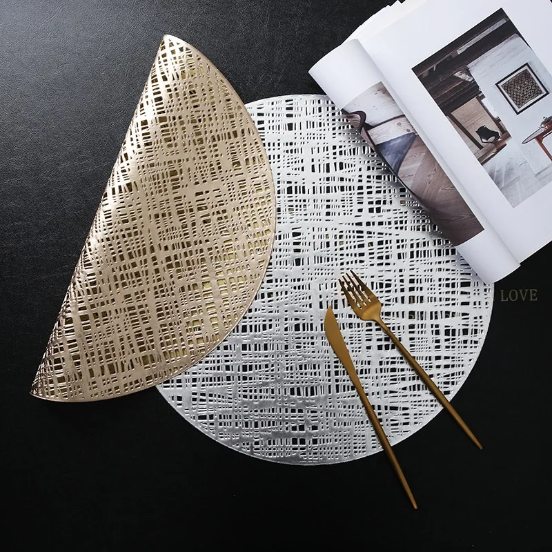 Hollow Placemat Dining Table Bowls Pads Heat Resistant Non-slip Tableware Mat For Coffee Cups Coasters Home Kitchen Decoration
Hollow Placemat Dining Table Bowls Pads Heat Resistant Non-slip Tableware Mat For Coffee Cups Coasters Home Kitchen Decoration