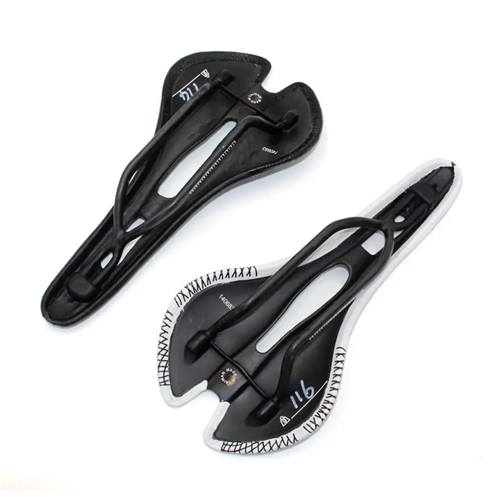 1pcs Bicycle Saddle Bicycle Seat Ergonomics Lightweight Full Carbon Fiber Road Bike Foreskin Seat Bicycle Saddle Cushion
1pcs Bicycle Saddle Bicycle Seat Ergonomics Lightweight Full Carbon Fiber Road Bike Foreskin Seat Bicycle Saddle Cushion