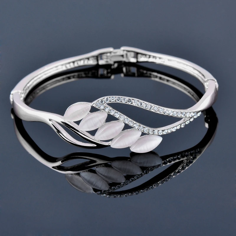 LEEKER Vintage Opal Hollow Leaf Bracelet Bangle For Women Rose Gold Silver Color Fashion Jewelry wedding accessories 203 LK6
LEEKER Vintage Opal Hollow Leaf Bracelet Bangle For Women Rose Gold Silver Color Fashion Jewelry wedding accessories 203 LK6