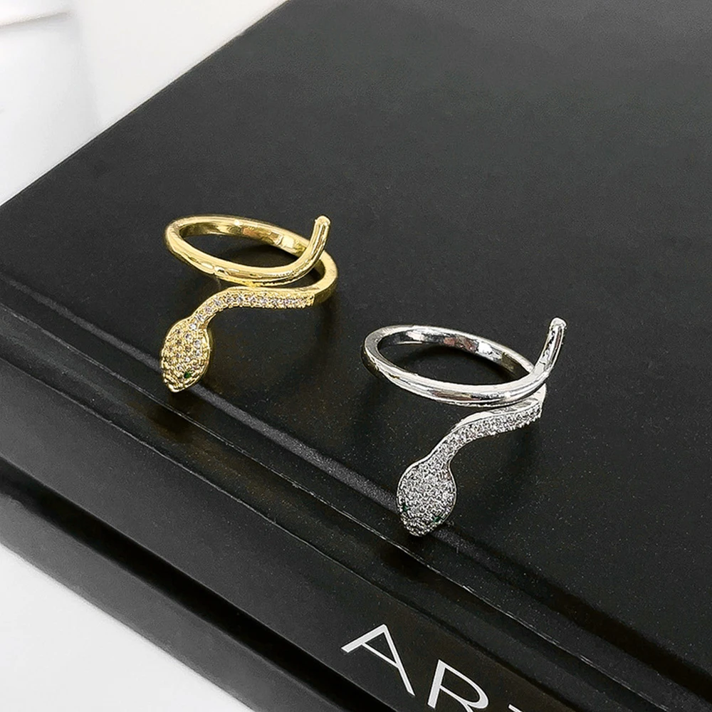 2021 new design sense snake shape open women's ring fashion exaggeration jewelry luxury wedding party girl's rings
2021 new design sense snake shape open women's ring fashion exaggeration jewelry luxury wedding party girl's rings