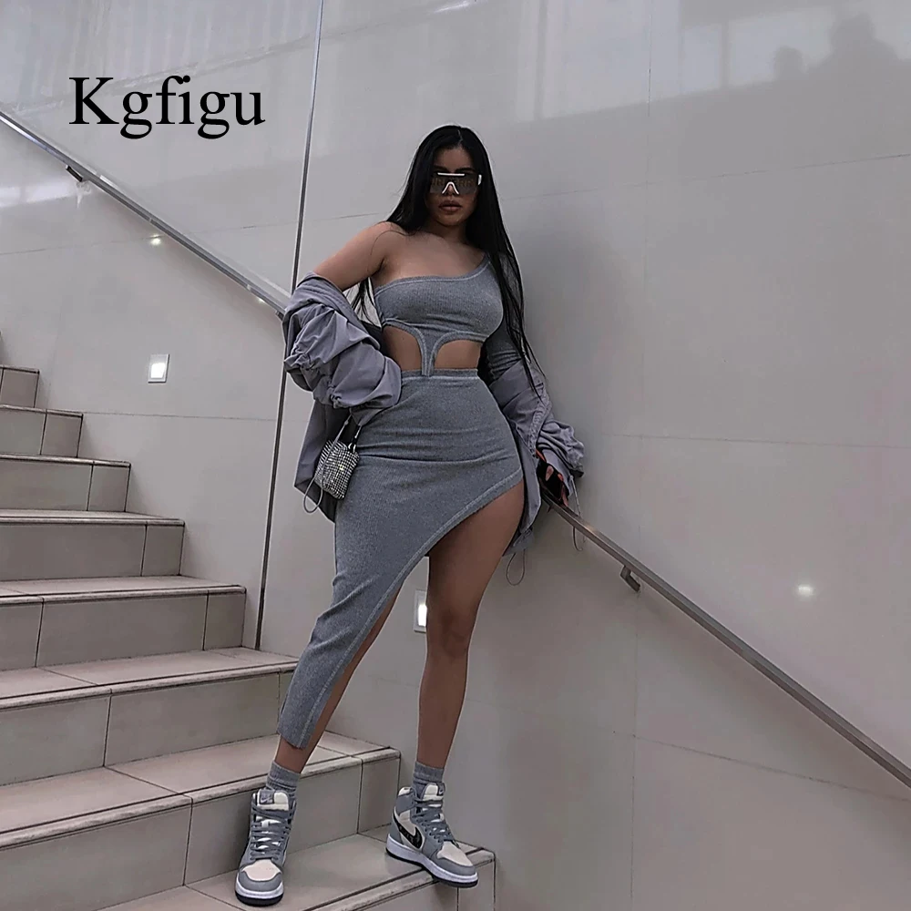 KGFIGU elastic hight fitness tracksuit two piece set women outfit Strapless fashion crop top+Short skirt streetwear clothes 
KGFIGU elastic hight fitness tracksuit two piece set women outfit Strapless fashion crop top+Short skirt streetwear clothes