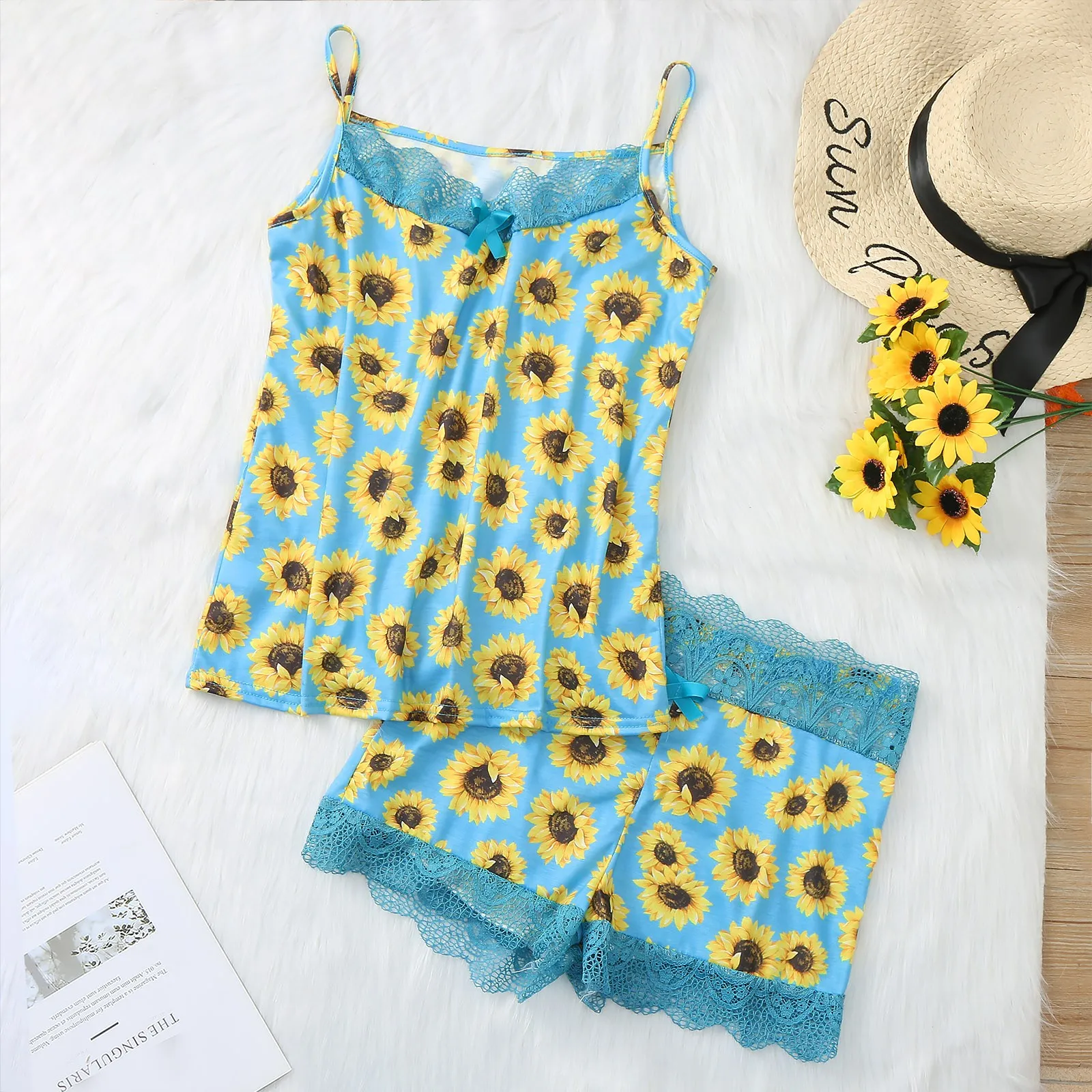 Women's Sleepwear Sunflower Print Pajamas Set Lace Camis Tops & Shorts Pyjamas Set Summer Home Clothes Pijama Pyjama Pour Femme
Women's Sleepwear Sunflower Print Pajamas Set Lace Camis Tops & Shorts Pyjamas Set Summer Home Clothes Pijama Pyjama Pour Femme