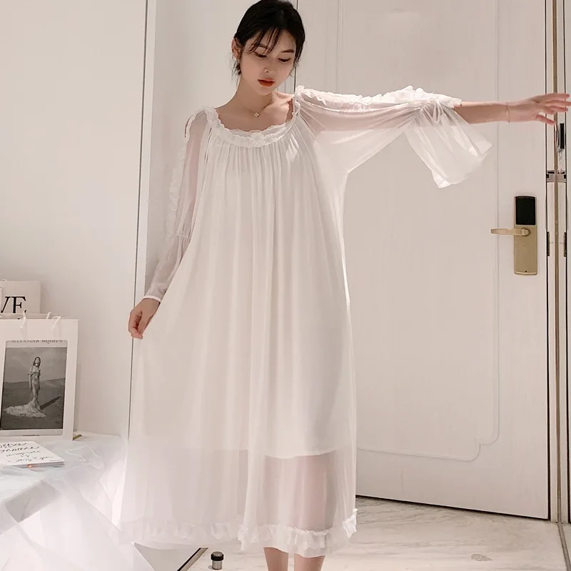 Woman Robe Sexy Sleepwear Nightdress Homewear Lace Princess Nightwear Luxury underwear Female Gown kimono bath robe women New
Woman Robe Sexy Sleepwear Nightdress Homewear Lace Princess Nightwear Luxury underwear Female Gown kimono bath robe women New