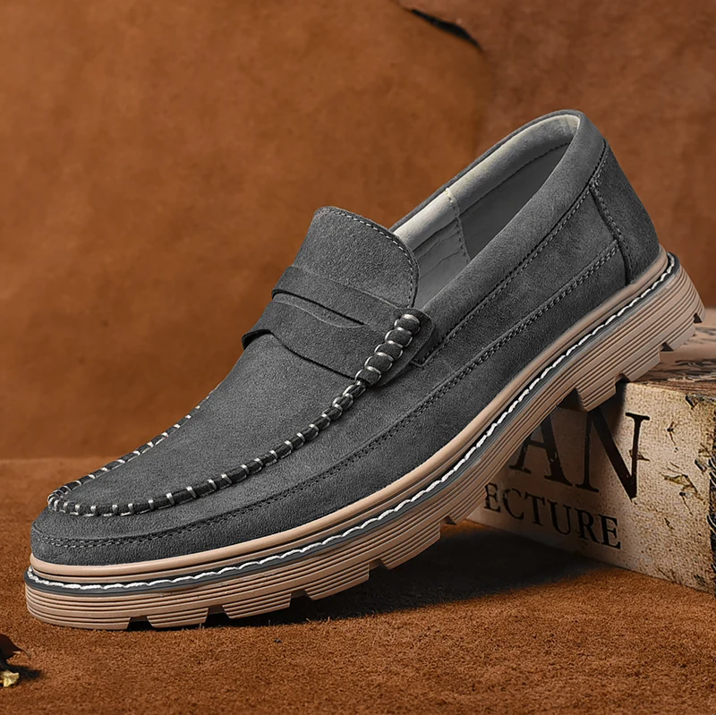 Мужские кожаные лоферы, Классические замшевые мокасины ручной работы, Модные слипоны, британская трендовая удобная повседневная обувь на т... 
Мужские кожаные лоферы, Классические замшевые мокасины ручной работы, Модные слипоны, британская трендовая удобная повседневная обувь на т...