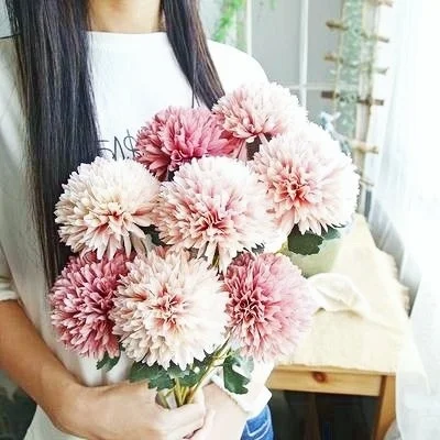 Hot-selling Simulation Flower Multicolor Dandelion Ball Chrysanthemum Length55cm,Home Wedding Decoration,Vase Flower Arrangement
Hot-selling Simulation Flower Multicolor Dandelion Ball Chrysanthemum Length55cm,Home Wedding Decoration,Vase Flower Arrangement