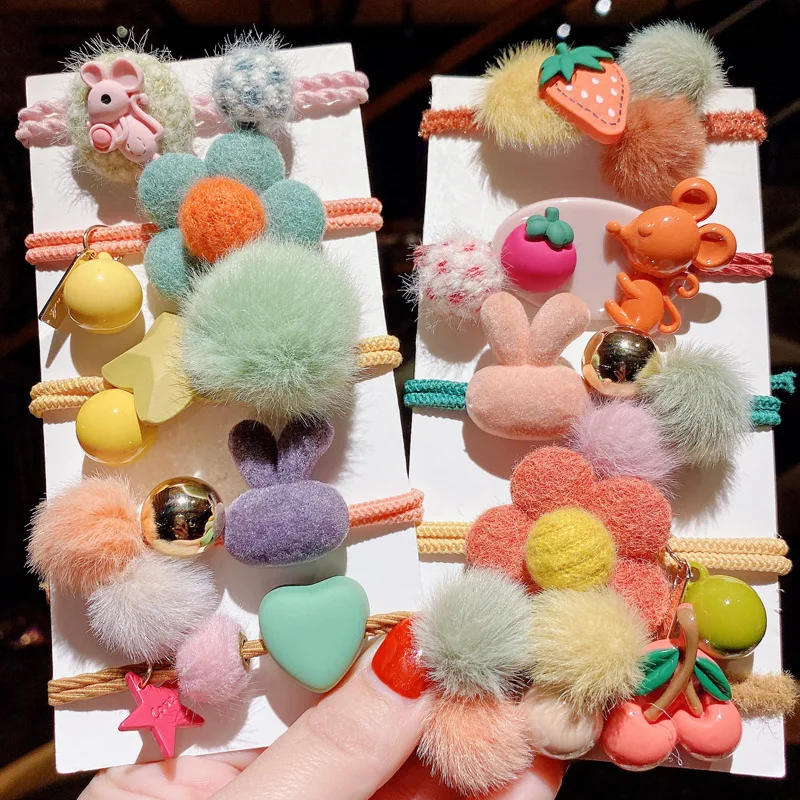 New hair binding, leather band, plush, lovely hair ball, rabbit hair circle, children's and girls' hair rope
New hair binding, leather band, plush, lovely hair ball, rabbit hair circle, children's and girls' hair rope