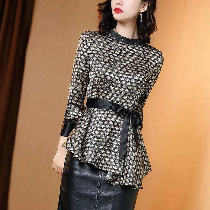Chiffon printed shirt women's floral 2021 spring and Autumn New Retro Hong Kong Style irregular bow long sleeve top
Chiffon printed shirt women's floral 2021 spring and Autumn New Retro Hong Kong Style irregular bow long sleeve top