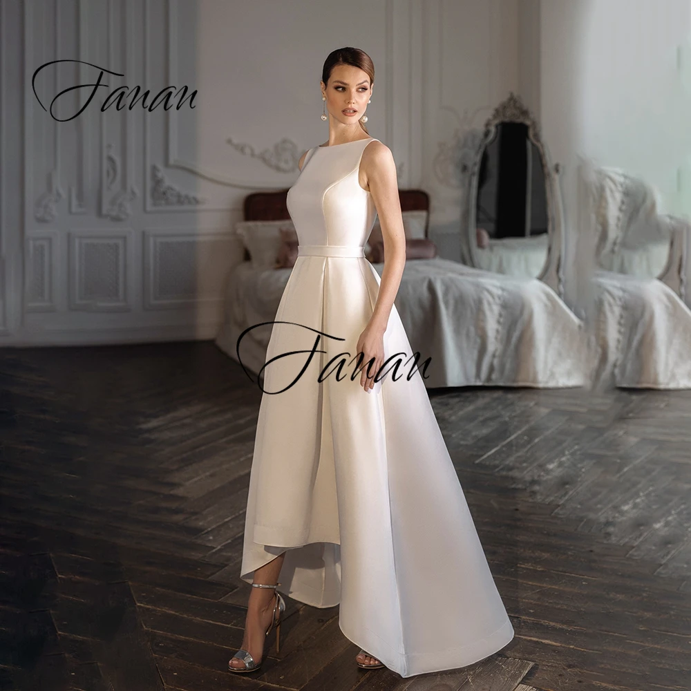 Simple Scoop Neck Sleeveless Backless Wedding Dresses Floor-Length Bridal Party Gown robe de soirée de mariage Свадебное платье
Simple Scoop Neck Sleeveless Backless Wedding Dresses Floor-Length Bridal Party Gown robe de soirée de mariage Свадебное платье