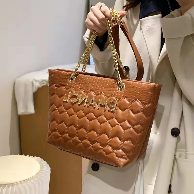 2021 new all-match messenger bag niche texture fashion shoulder bag one drop delivery
2021 new all-match messenger bag niche texture fashion shoulder bag one drop delivery