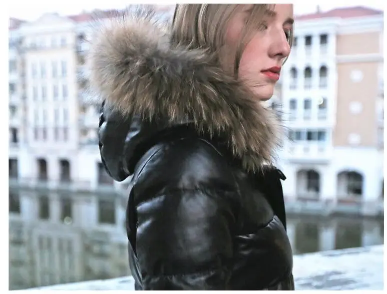 Genuine Leather Jacket Women Long Duck Down Coat Real Raccoon Fur Collar Hooded Parkas Sheepskin Slim Fit Winter Warm Outerwear
Genuine Leather Jacket Women Long Duck Down Coat Real Raccoon Fur Collar Hooded Parkas Sheepskin Slim Fit Winter Warm Outerwear