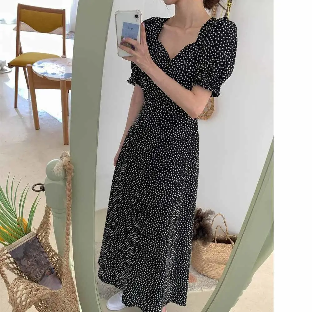 onlyUU Ladies Dress French Retro Daisy Little Black Dress Slim Printed Lantern Sleeve Dress
onlyUU Ladies Dress French Retro Daisy Little Black Dress Slim Printed Lantern Sleeve Dress