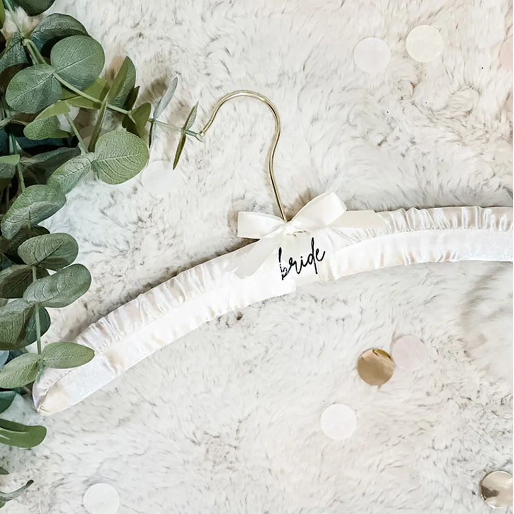 Personalized Wedding Dress Hanger Bridal Groom Bridesmaids Clothes Hanger For Wedding With Bows Sponge Satin Decor Accessories
Personalized Wedding Dress Hanger Bridal Groom Bridesmaids Clothes Hanger For Wedding With Bows Sponge Satin Decor Accessories