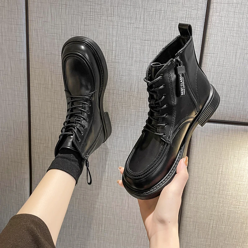 2021 Autumn and Winter New Women's Black Martin Boots Women Plus Velvet Locomotive Ankle Boots Outdoor Non-slip Casual Boots
2021 Autumn and Winter New Women's Black Martin Boots Women Plus Velvet Locomotive Ankle Boots Outdoor Non-slip Casual Boots