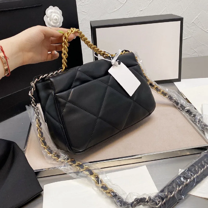 Classic CC bag 19 series Designer Bag Satchels pink bag Women Bags Luxury Designer Sac De Luxe Femme Mochila Bolso Mujer Sac
Classic CC bag 19 series Designer Bag Satchels pink bag Women Bags Luxury Designer Sac De Luxe Femme Mochila Bolso Mujer Sac