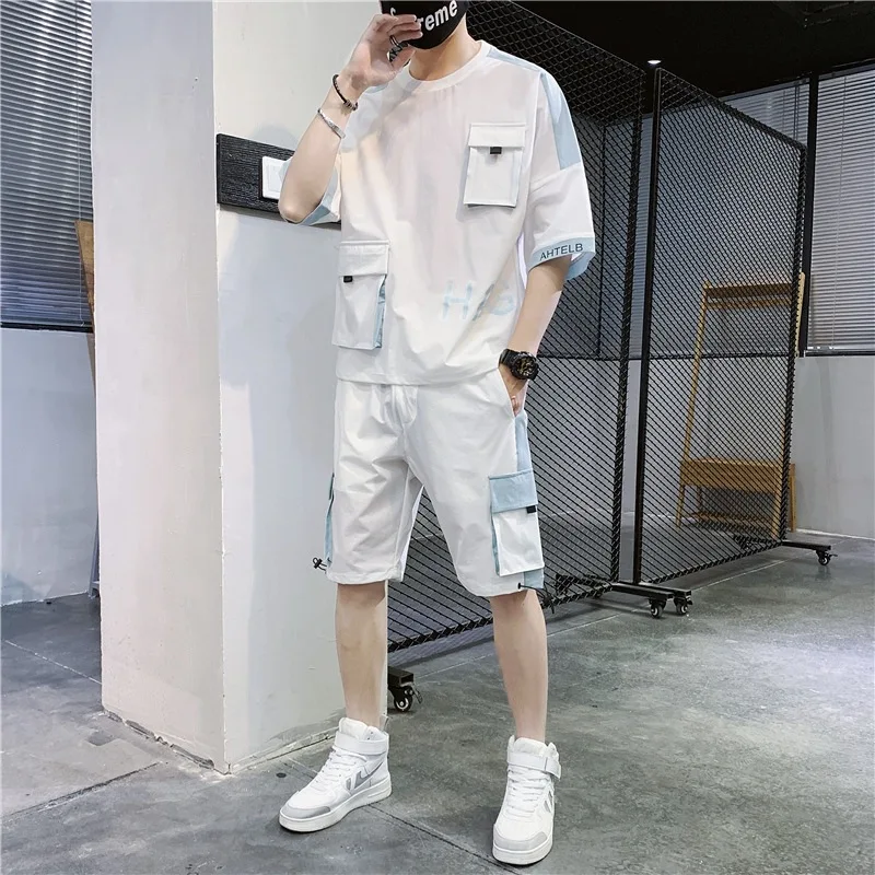2021 men's summer simple loose shorts thin Casual Short Sleeve Korean fashion sports casual men's suit
2021 men's summer simple loose shorts thin Casual Short Sleeve Korean fashion sports casual men's suit