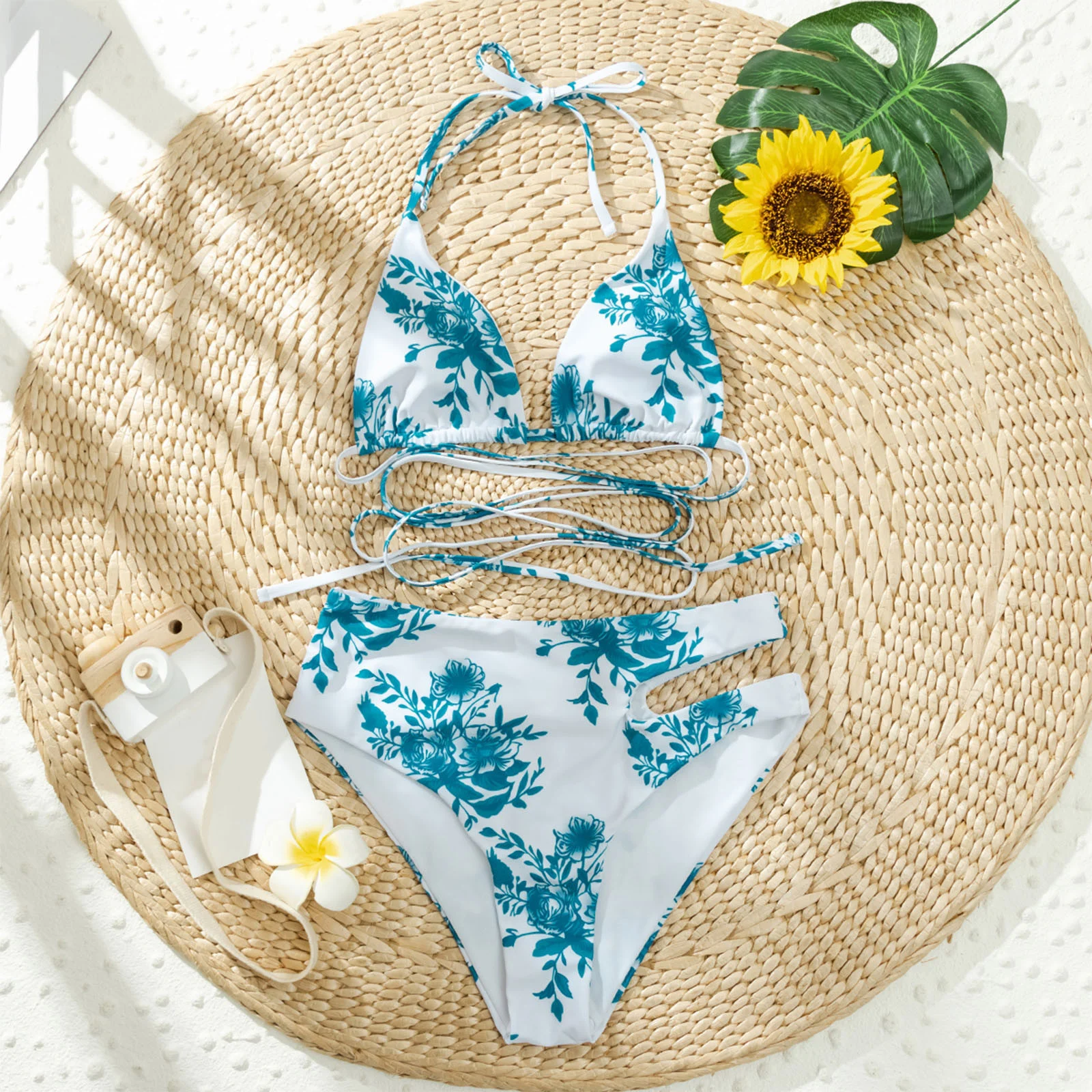 High Cut Women Swimsuit Sexy Tie Dye Bikini Halter Micro Swimwear Brazilian Backless Bathing Suit Beachwear bikini mujer biquini
High Cut Women Swimsuit Sexy Tie Dye Bikini Halter Micro Swimwear Brazilian Backless Bathing Suit Beachwear bikini mujer biquini